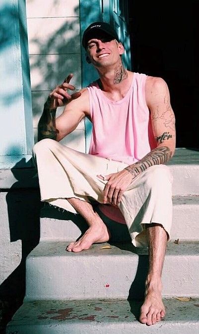 Best of Aaron carter barefoot