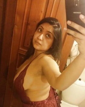 abir melki recommends sexy milf indian pic