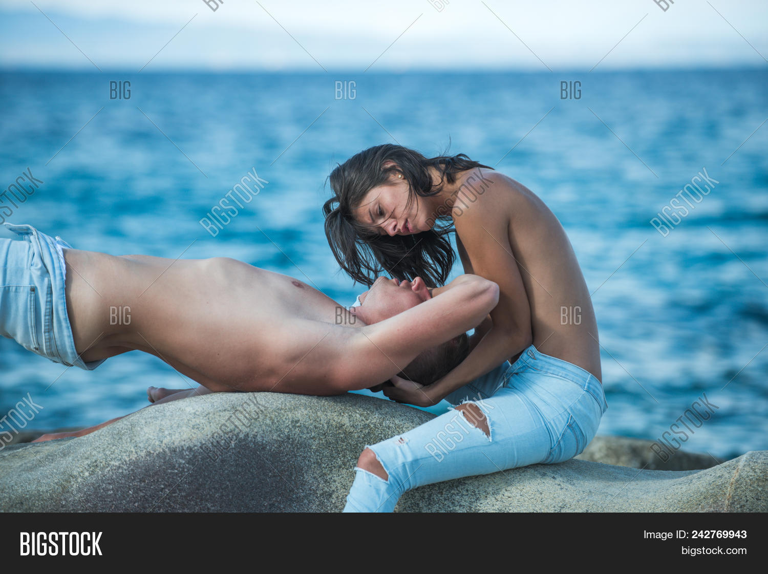 naked couples on the beach