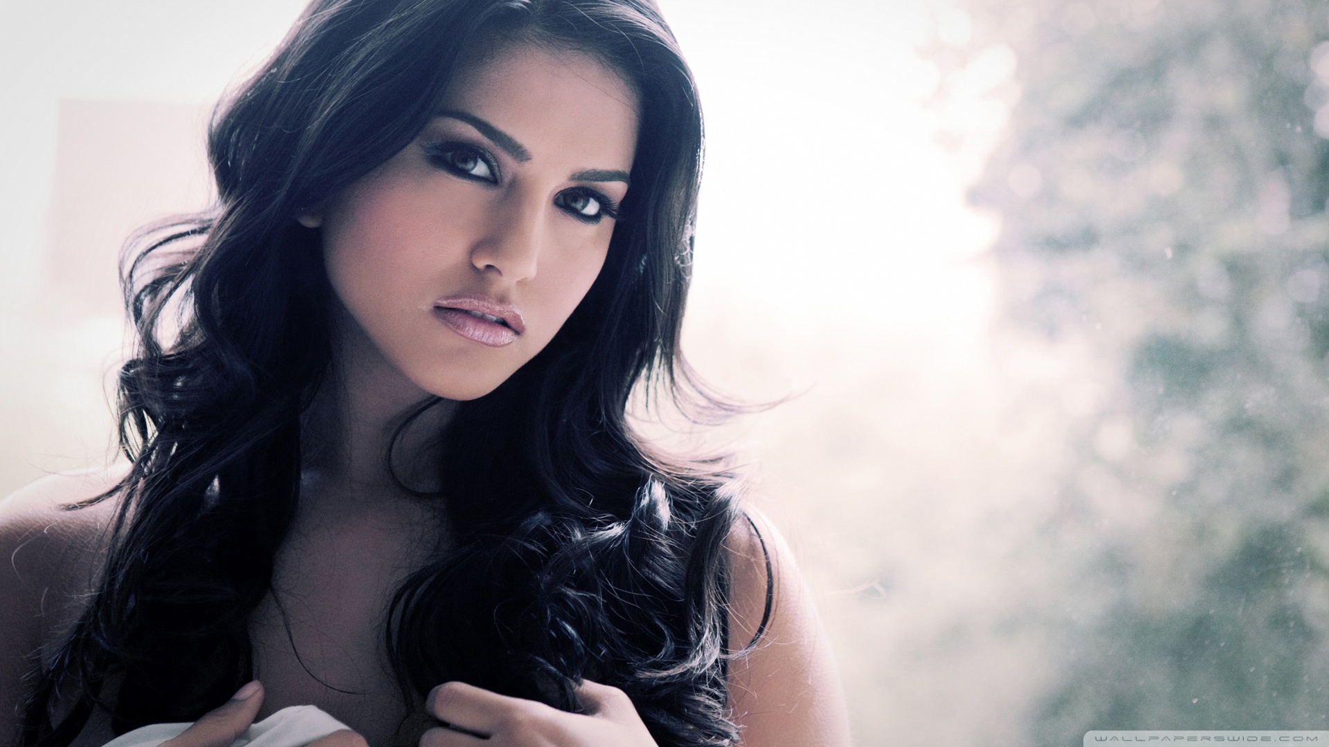 charles guinto recommends Sunny Leone Hd