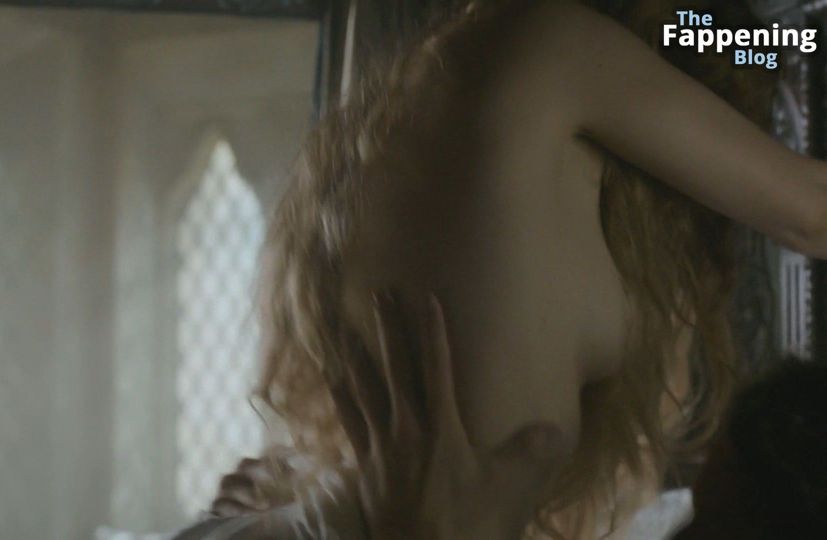 Jodie Comer Tits fisting herself