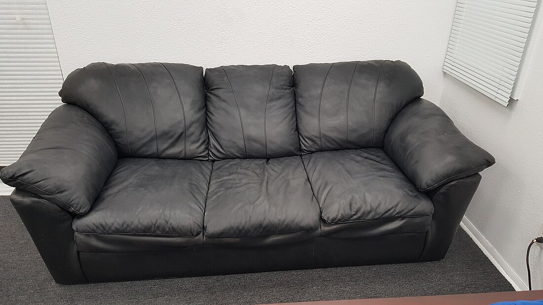 cecille luna recommends amature casting couch pic