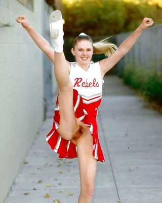 becky stonebarger recommends cheerleading without panties pic