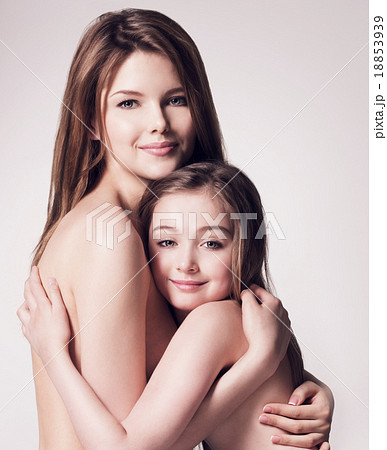 allison ponder recommends mother and daughter nude photoshoot pic