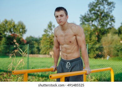 twinks outdoor