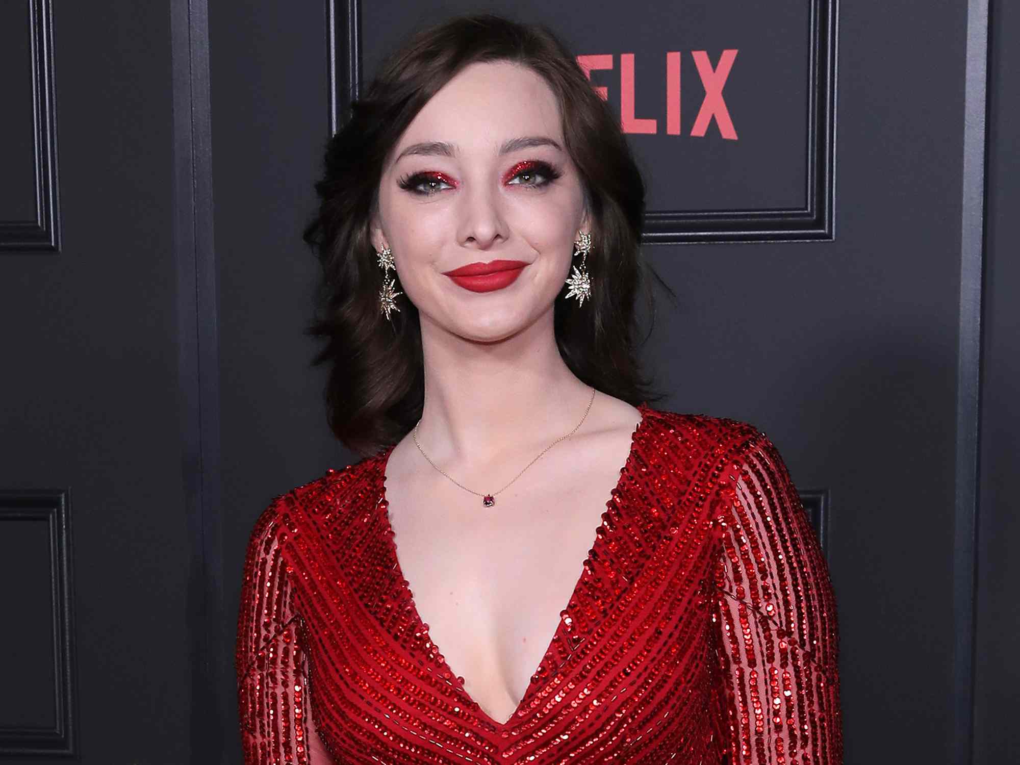 arnon reisman recommends emma dumont naked pic