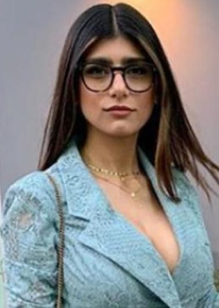 donna alberti recommends Mia Khalifa Casting