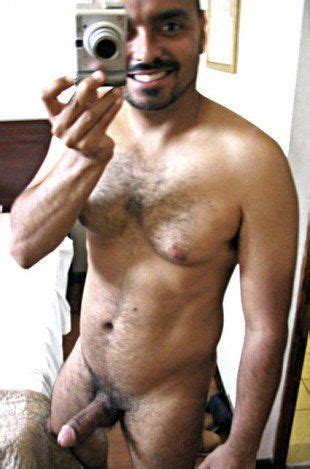 chin kui add photo naked men of pakistan