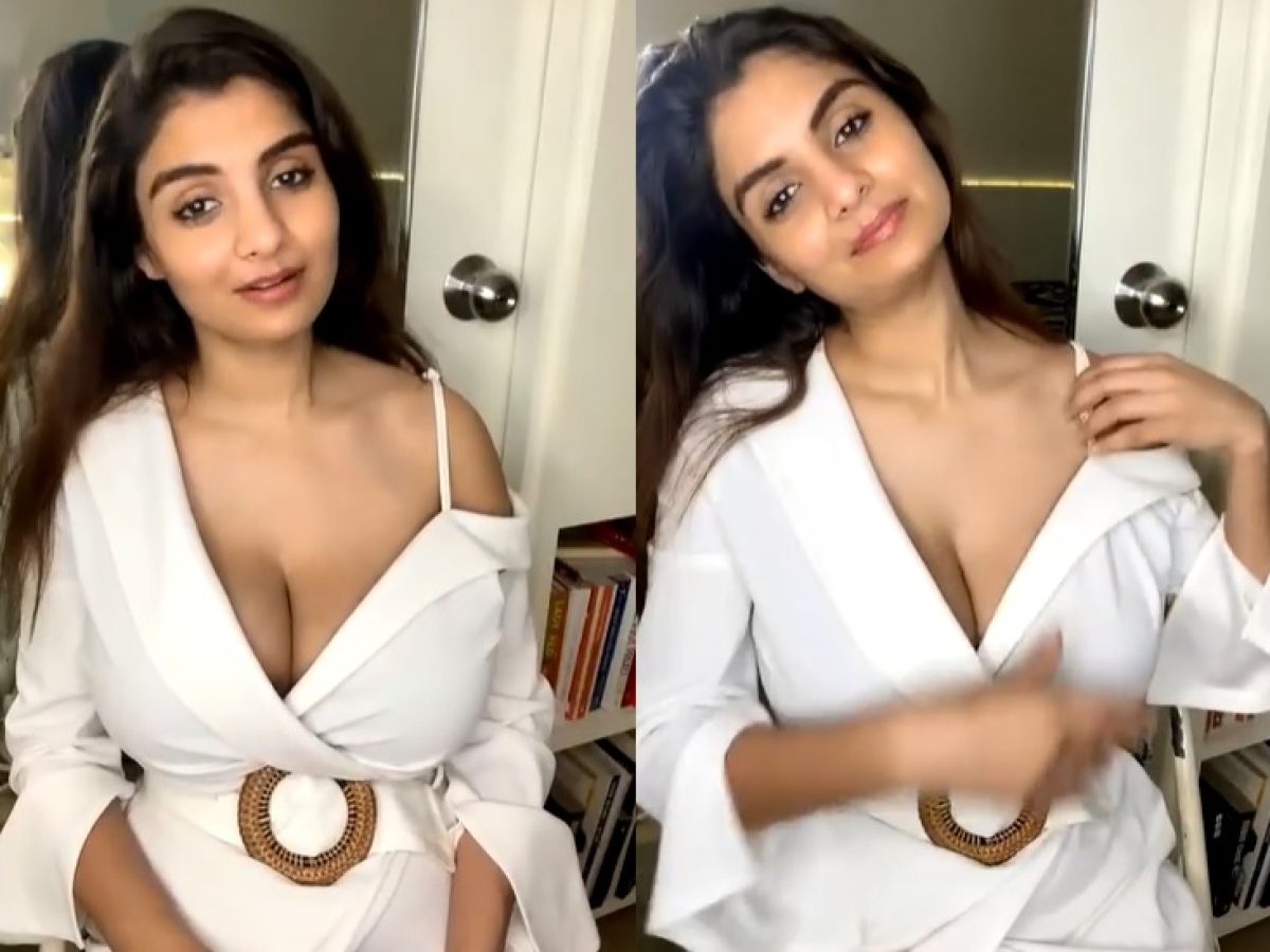 bernard mulvey recommends Anveshi Jain Tits