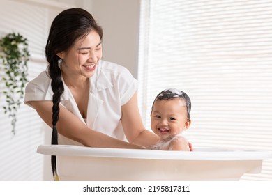 amr gameil add photo mom in shower with son