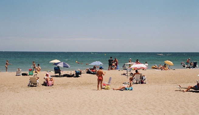 cody keeling recommends Topless Beach Spain