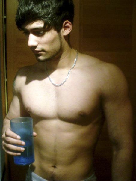 benard mwangi add pakistani twinks photo