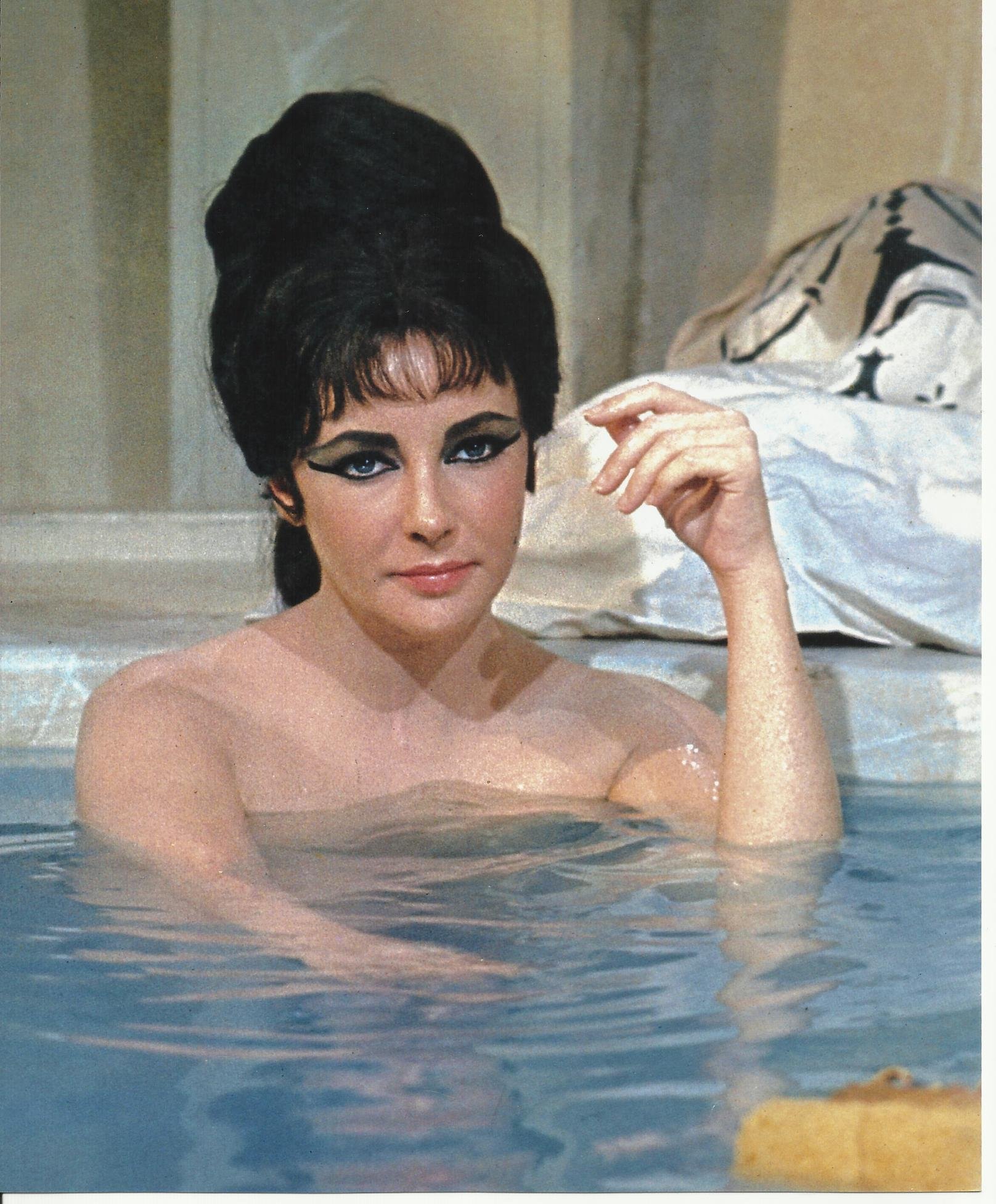 angelika wagner recommends nude pictures of elizabeth taylor pic