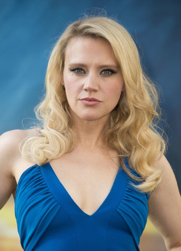 bobby leimapokpam recommends kate mckinnon sexy pic