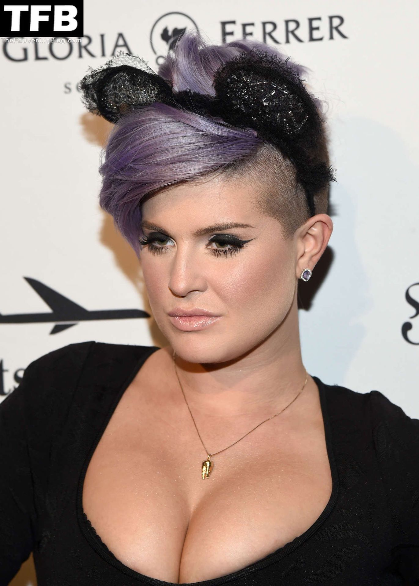 carmel naidoo recommends kelly osbourne naked pic