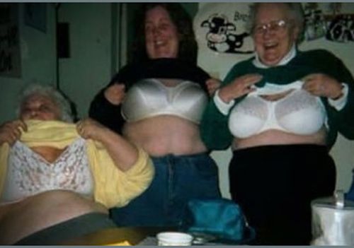 flashing old women