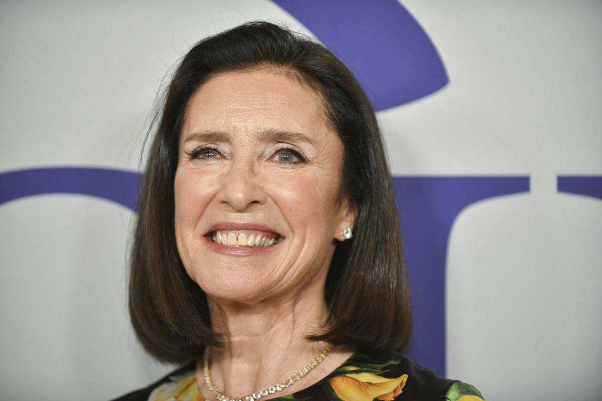 christopher cabradilla recommends mimi rogers cup size pic