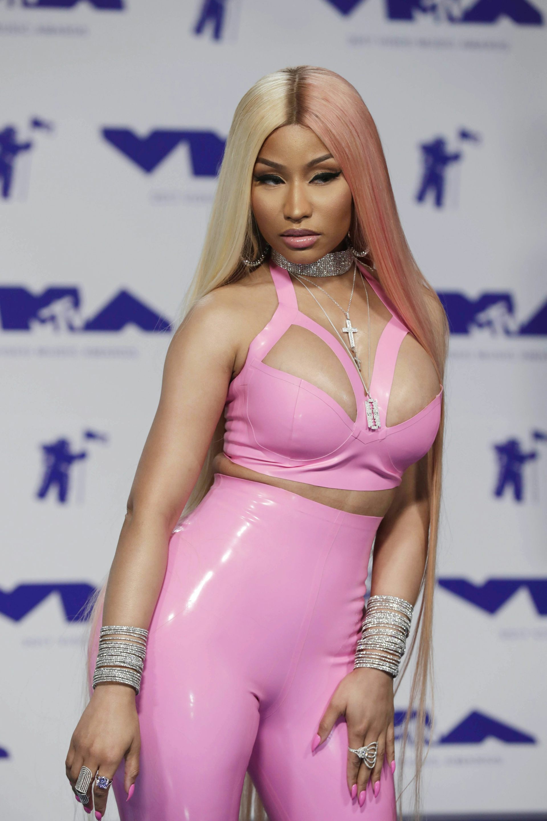 david banegas recommends nicki minaj vigina pic