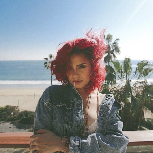 adeola olaleye add kehlani red hair photo