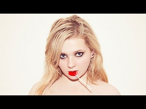 clay savell add abigail breslin breasts photo