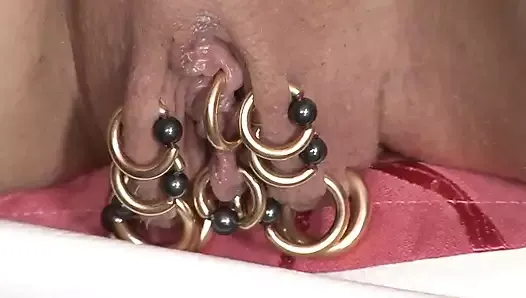 cindy buckle recommends extremely pierced pussy pic