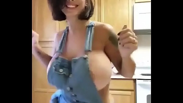 alexa dizon share big tits dancing photos