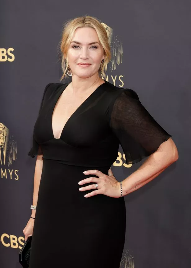 autumn hutchinson recommends kate winslet boobs naked pic