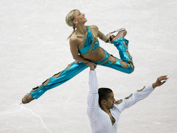 donna mudge recommends Naked Figure Skating