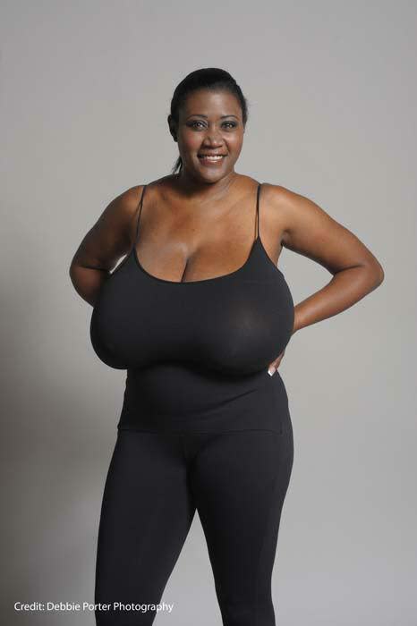 adetola adewoyin recommends big tits cousin pic