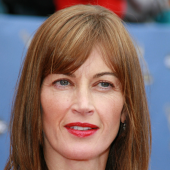 bouyer aseron recommends amanda pays nude pic