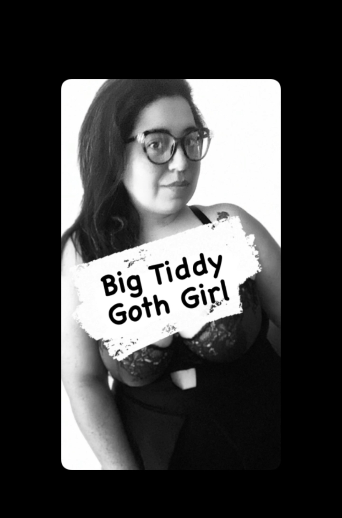 alvaro trueba recommends huge tits goth pic