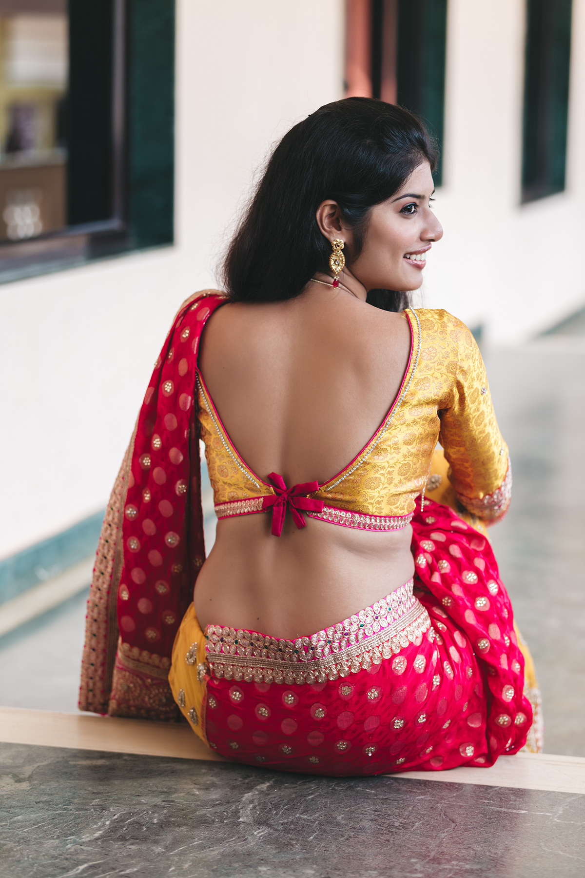 brodie berry recommends Saree Seducing