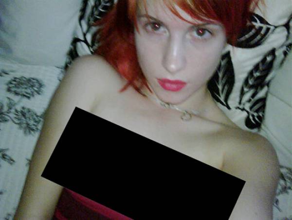 angie shay recommends hayley williams titties pic