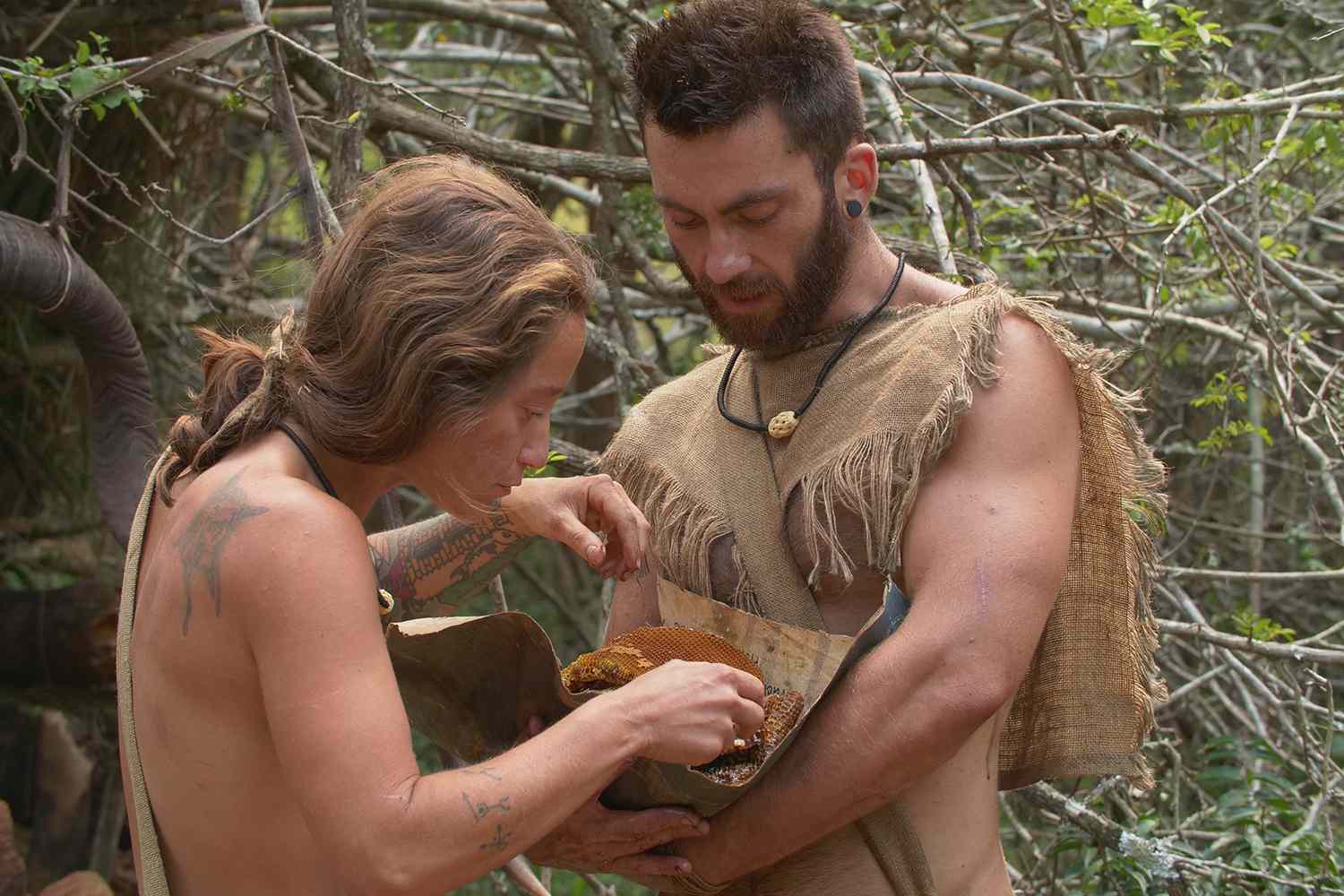 amanda nicole robinson share julia naked and afraid photos