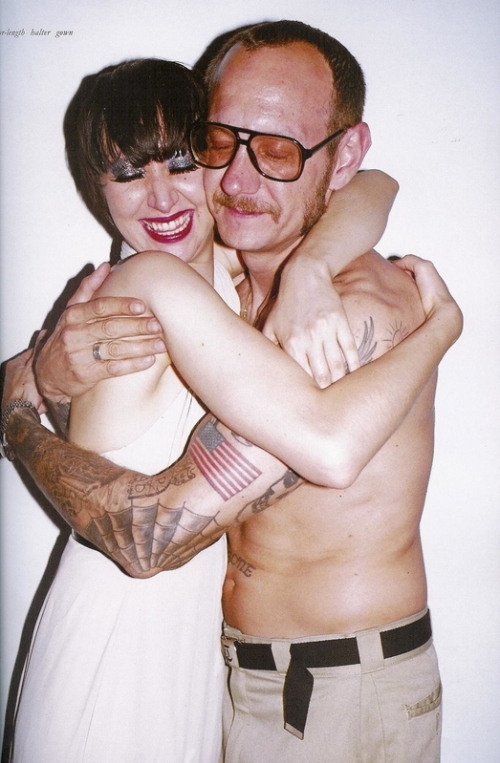 dennis hooker add karen o naked photo