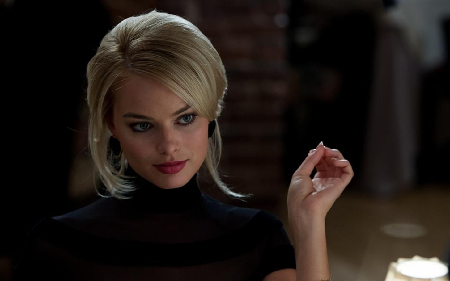 alex kaiserman share margot robbie frontal photos