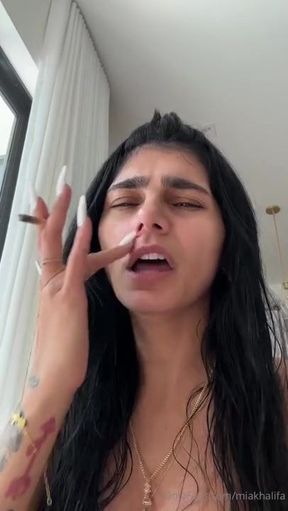 christine metcalfe recommends mia khalifa only fans leaked pic