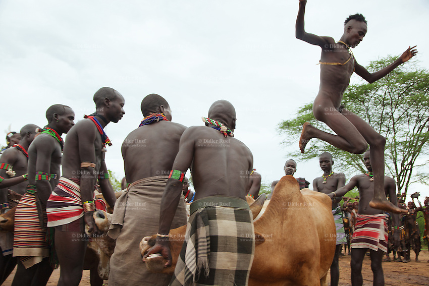 charles elam recommends Nude Men Tribe