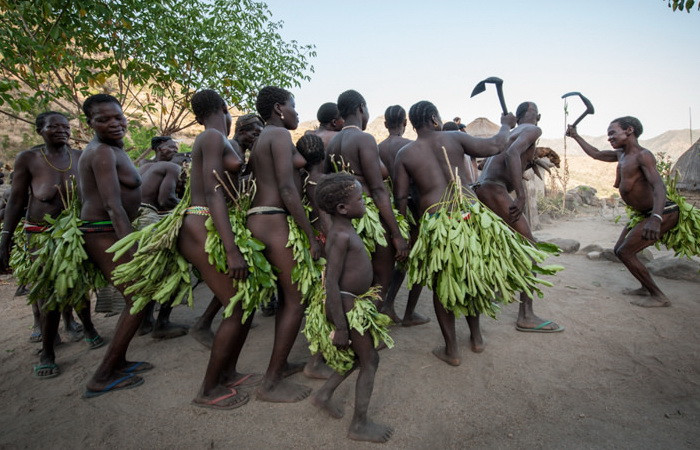 Nude Men Tribe licking public