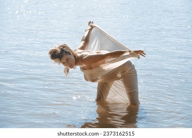 Best of Nude on water