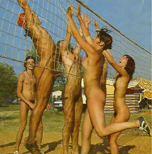 arifin rahman add nude vollyball photo