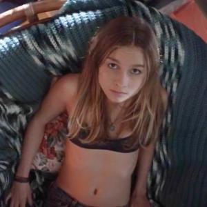 becky bender recommends olivia dejonge nude pic