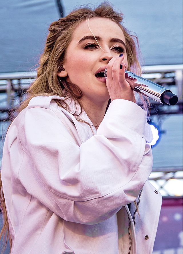 dana winters recommends sabrina carpenter porn pic