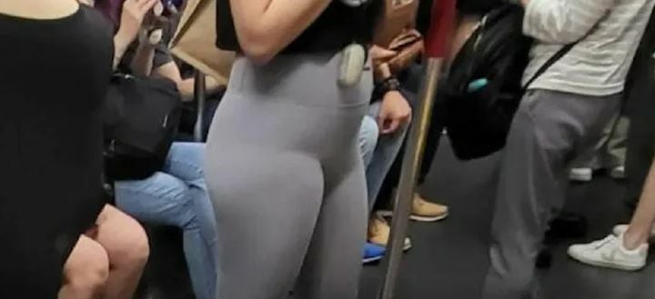 debbie augaitis add photo yoga pants in public